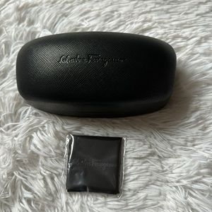 SALVATORE FERRAGAMO BLACK SAFFIANO LEATHER SUNGLASSES CASE WITH CLEANING CLOTH